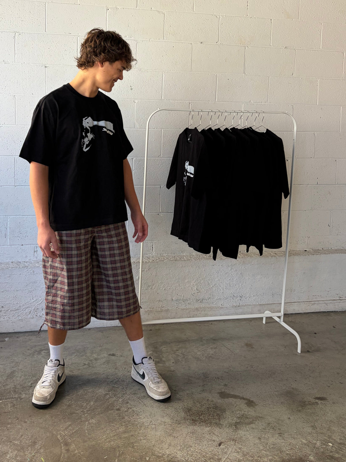 Check shorts